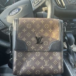 Louis Vuitton CrossBody Bag