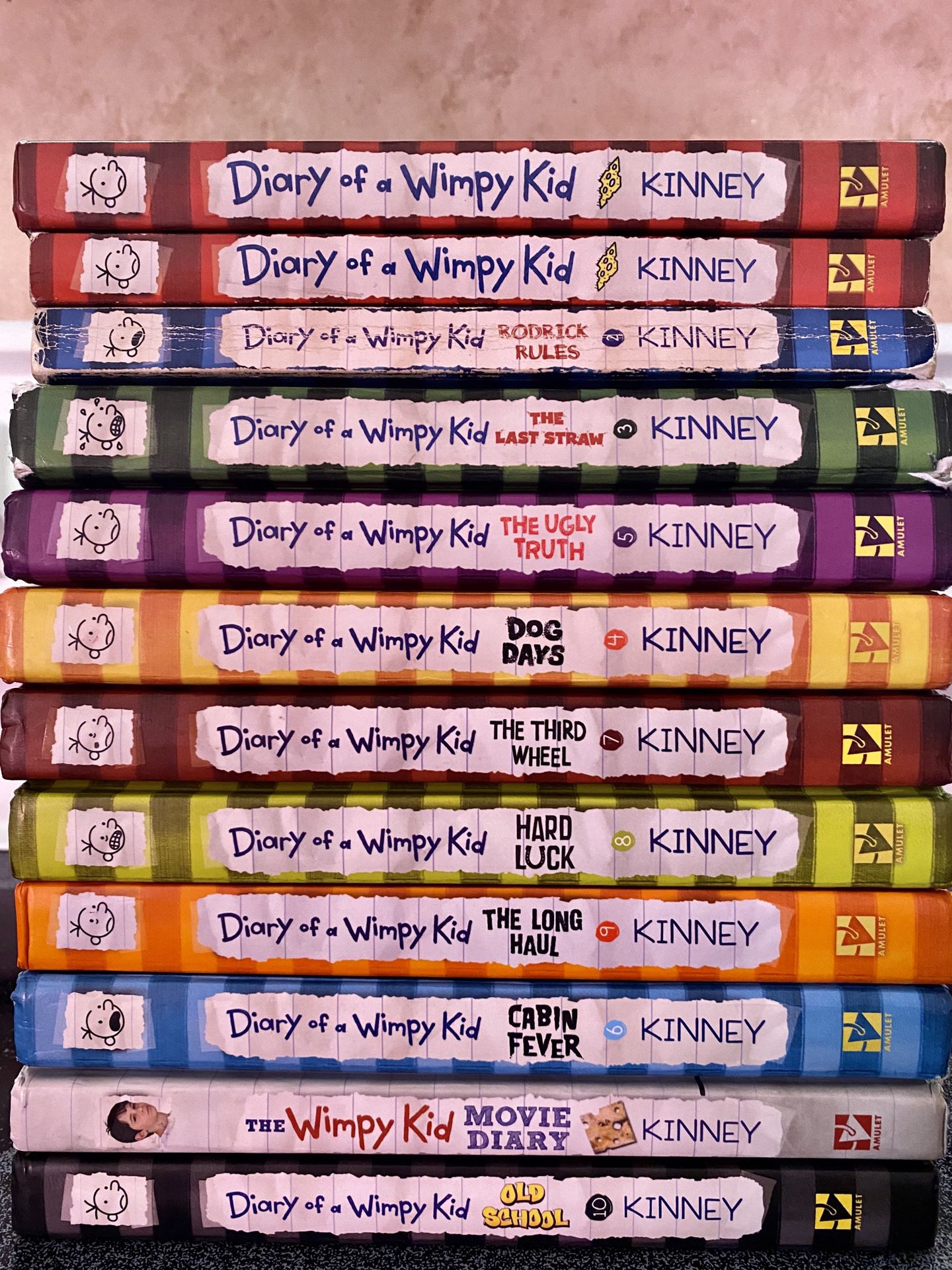 12 Diary of a Whimpy Kid Books