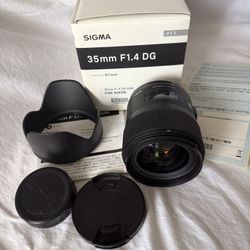 Sigma Nikon 35mm f1.4 DG Lens"mint condition"