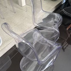 Acrylic Clear Fluxo transparent Chairs (2)