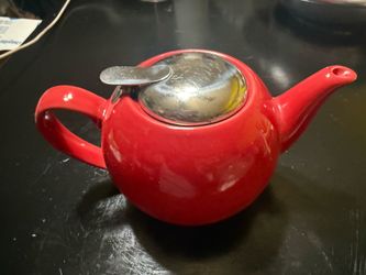 Red Ceramic Teapot with Stainless Steel Tea Infuser – Certified International