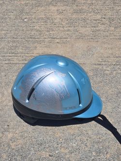 Riding helmet