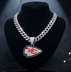 Kansas City Chiefs silver chain and pendant