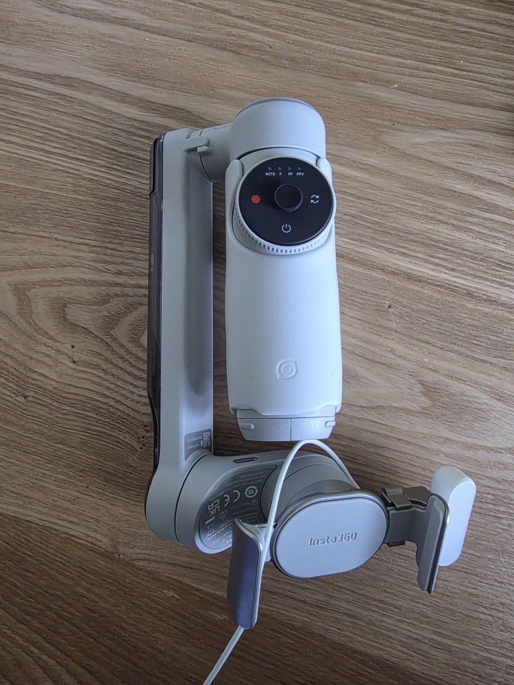 Insta360 Flow Pro Phone Gimbal/Tripod