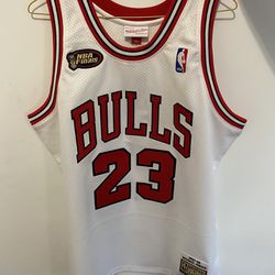 Authentic Micheal Jordan Home Jersey (97-98)