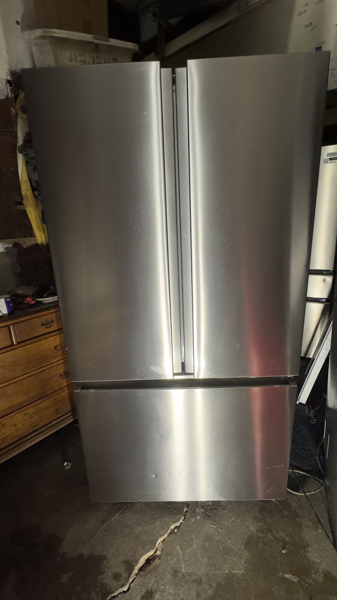 Hisense PureFlat Standard Depth 26.6 cu ft 3 Door French Door Refrigerator