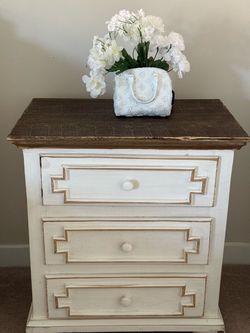 White Distressed 3-Drawer Nightstand