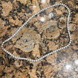 Moissanite chain