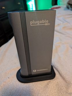 Plugable Thunderbolt Model: TBT3-UDZ, works amazing