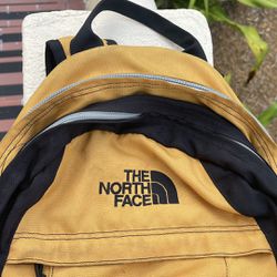 North Face Yavapai Backpack - Yellow, Excellent Condition