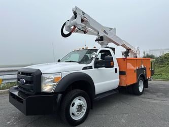 2014 Ford F-550 Chassis