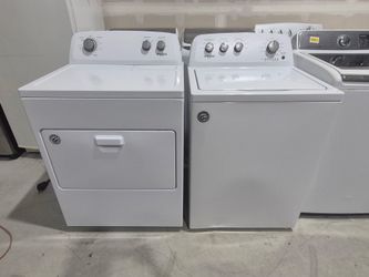 Clean Whirlpool Matching Top-Load Washer & Electric Dryer Set – Tested & Working!