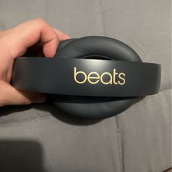 Beats gold studio 3s