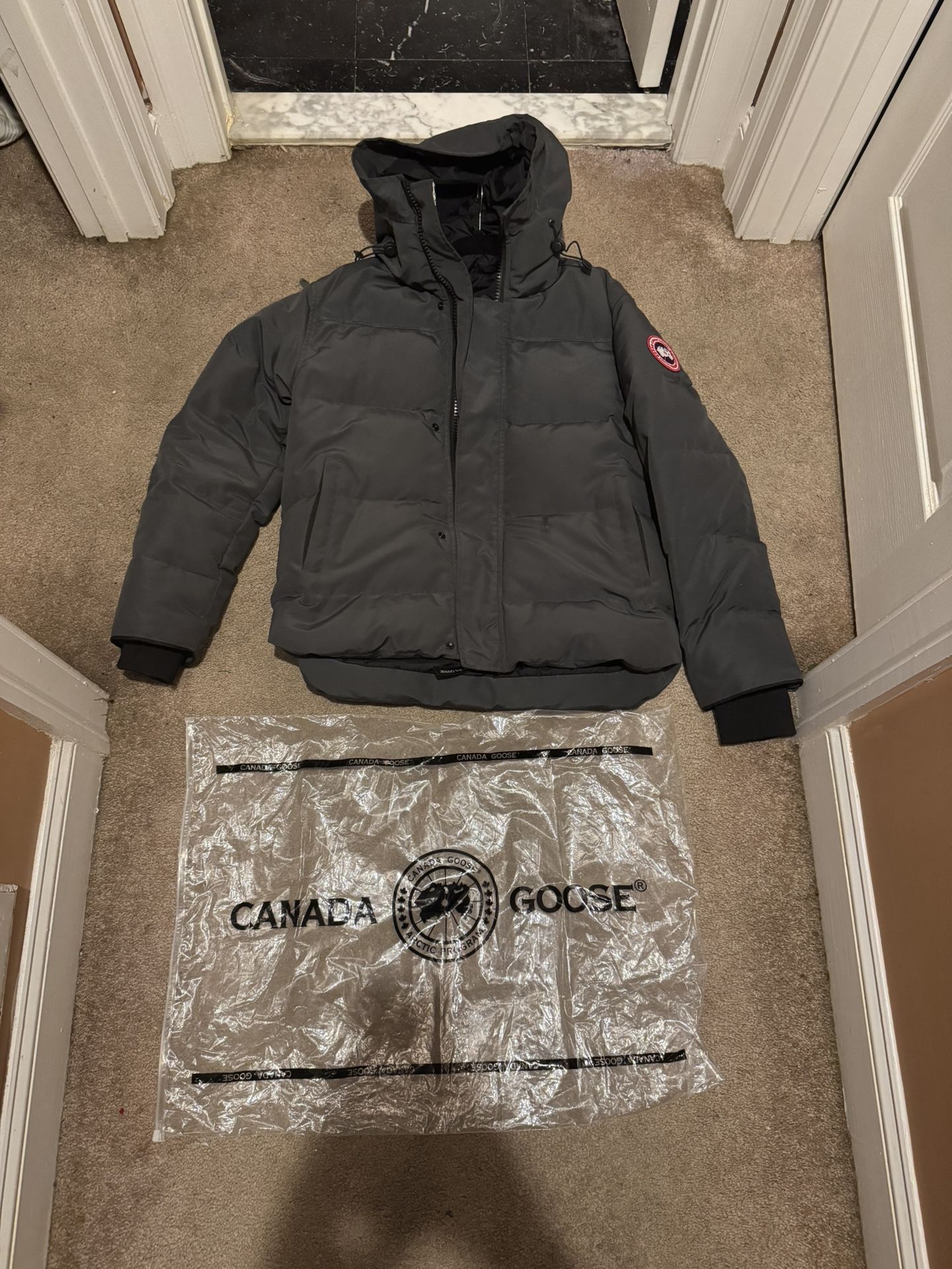 AUTHENTIC CANADA GOOSE MEN'S MACMILLAN PARKA GRAPHITE MBRAND NEW