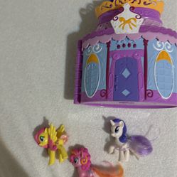 MLP My Little Pony Portable Castle Playset House 2014 With 3 Ponies 
