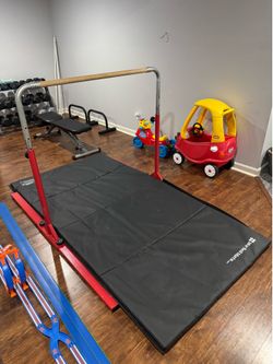 Kids Gymnastics bar (heavy duty) and mat