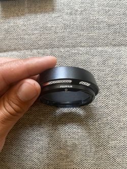 Fuji 35mm F2 lens hood