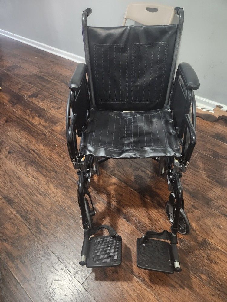 Wheelchair 