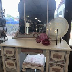Shabby Chic Vanity