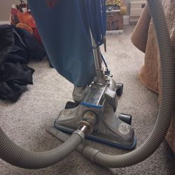 1974 Royal vintage vaccume