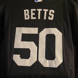 Women Mookie Betts #50 Los Angeles Dodgers Nike Black Jersey Large
