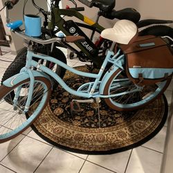 3 speed 26”L Regatta Huffy bike with saddle bags 