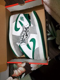 Jordan 1 Mid