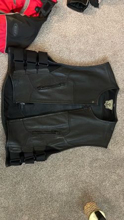 ICON Regulator Leather Motorcycle Vest – 2XL–