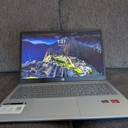 Gaming Laptop with Peripherals