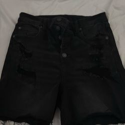 American Eagle short