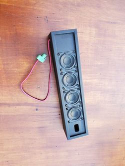 Speakers for home theater 8 pieces. $20