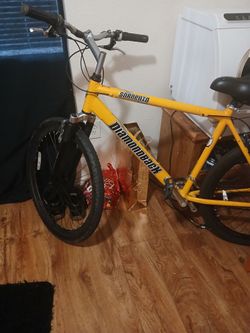 Yellow bike diamondback