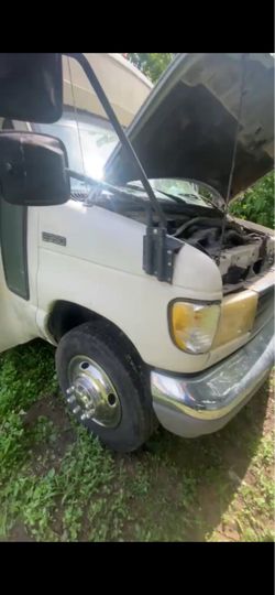 1998 Ford E-350