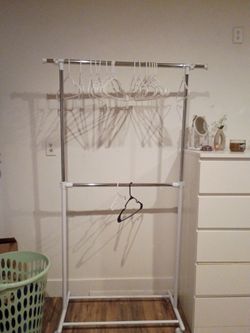 Clothes rack