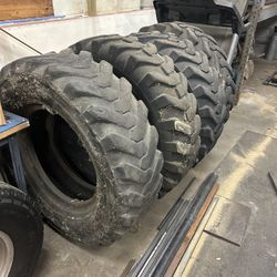Gradall Tires 