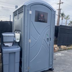 Porta Potty 
