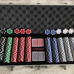 499  “Dice” Poker Chip Set with Case & Accessories.