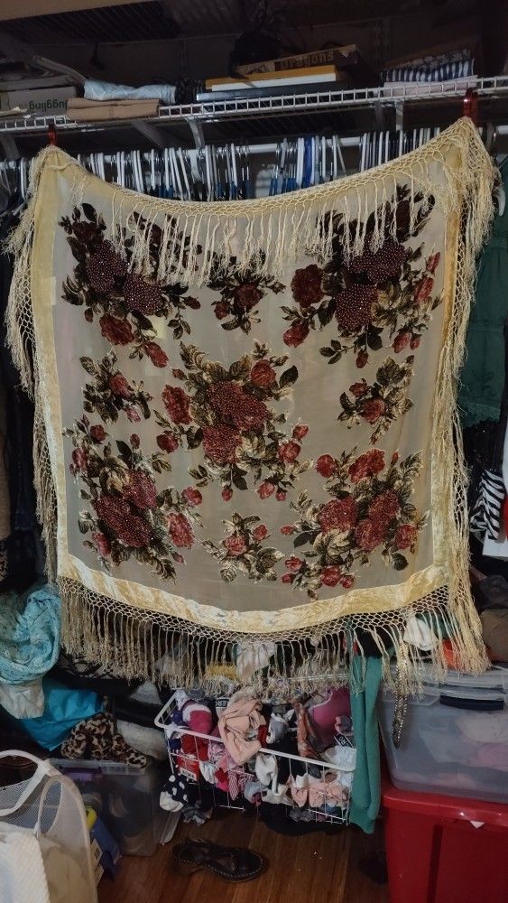Piano Shawl