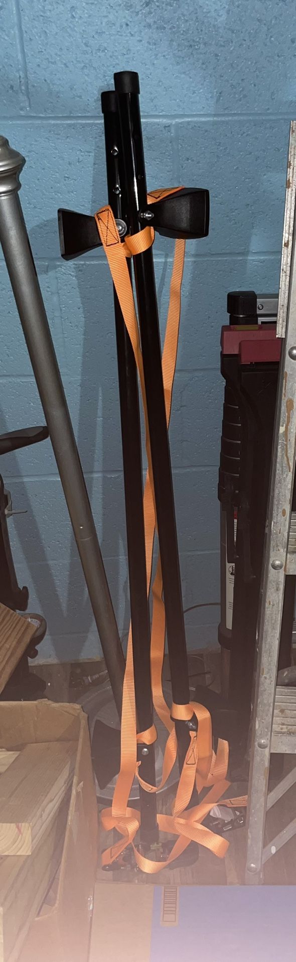 Car roof storage / kayak bars - LIKE NEW