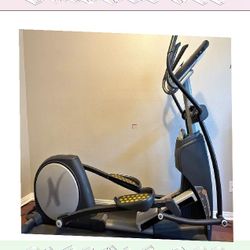 Life Fitness Treadmill Commercial Grade Exercise Equipment center cup