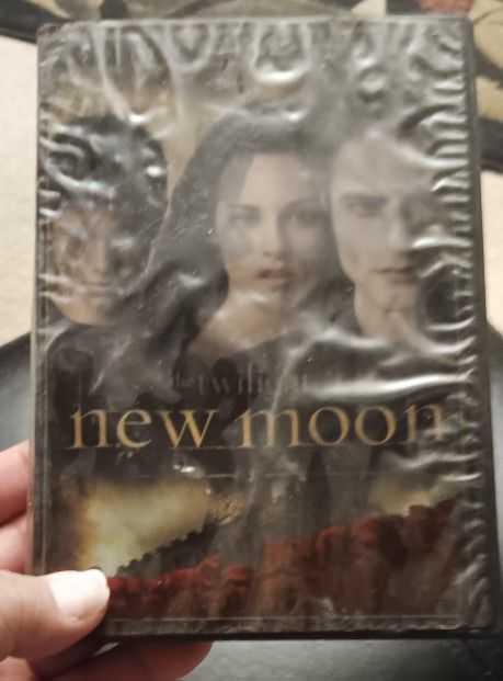 The Twilight Saga: New Moon DVD