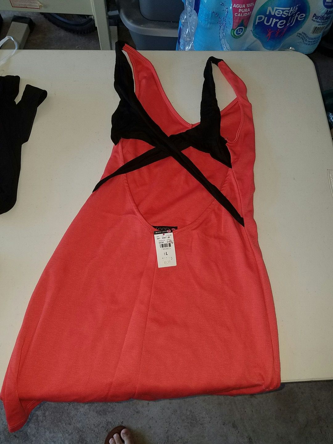 dresses/shorts/shirts/pants