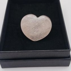 Vintage carved Rose Quartz ring, size 8