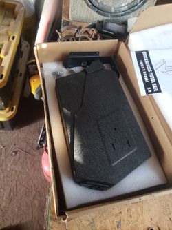 Brand New Quick Access Pistol Safe