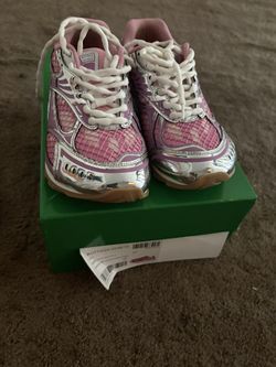 Bottega Veneta Orbit Sneakers