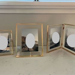 Floating Picture Frames (gold)