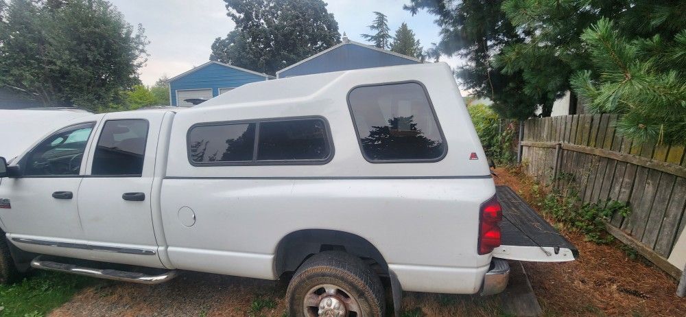 Truck Canopy Leer