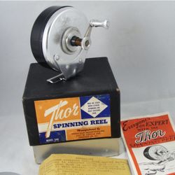 VINTAGE THOR MODEL 540 SPINNING REEL 
