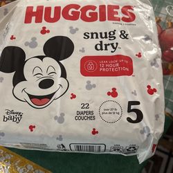 Pamper Huggies Good bites