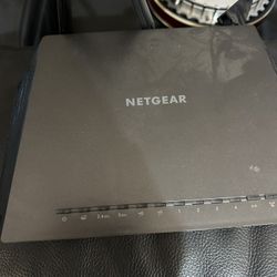 Net Gear Nighthawk Router 